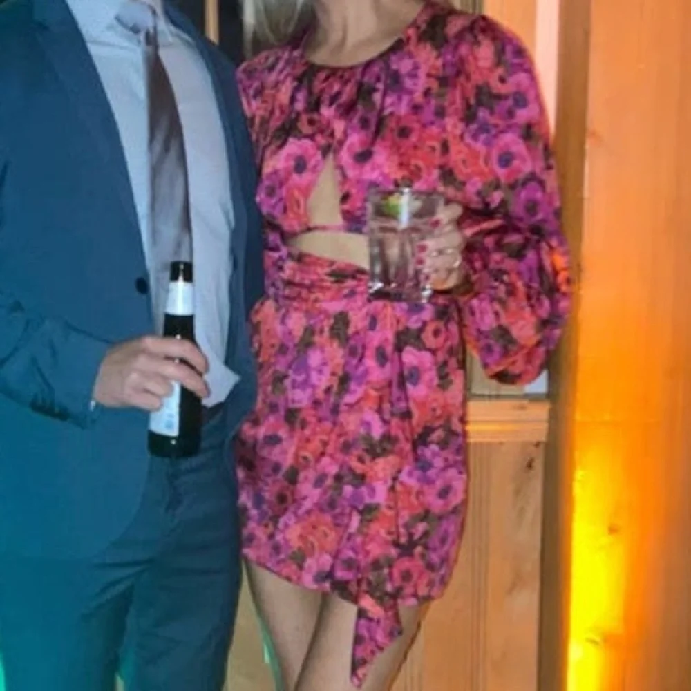 For Love & Lemons Lauren Long Sleeve‎ Mini Dress Size XS Hot Pink Floral - Picture 3 of 6